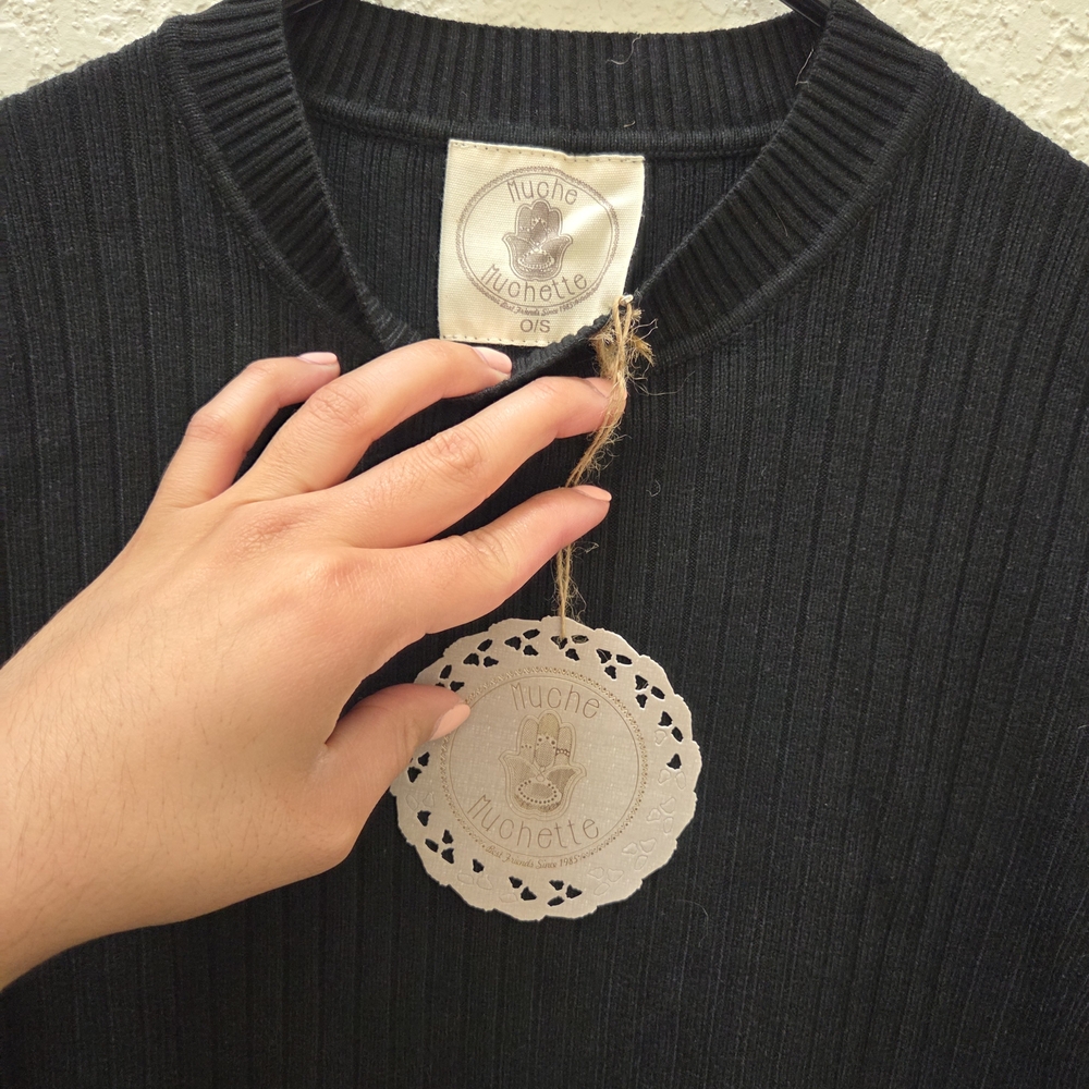 Long Sleeve Ribbed Top W/ Statement Slits - Picture 3 of 4